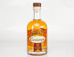 Cachaça Caraçuipe Ouro 375ml