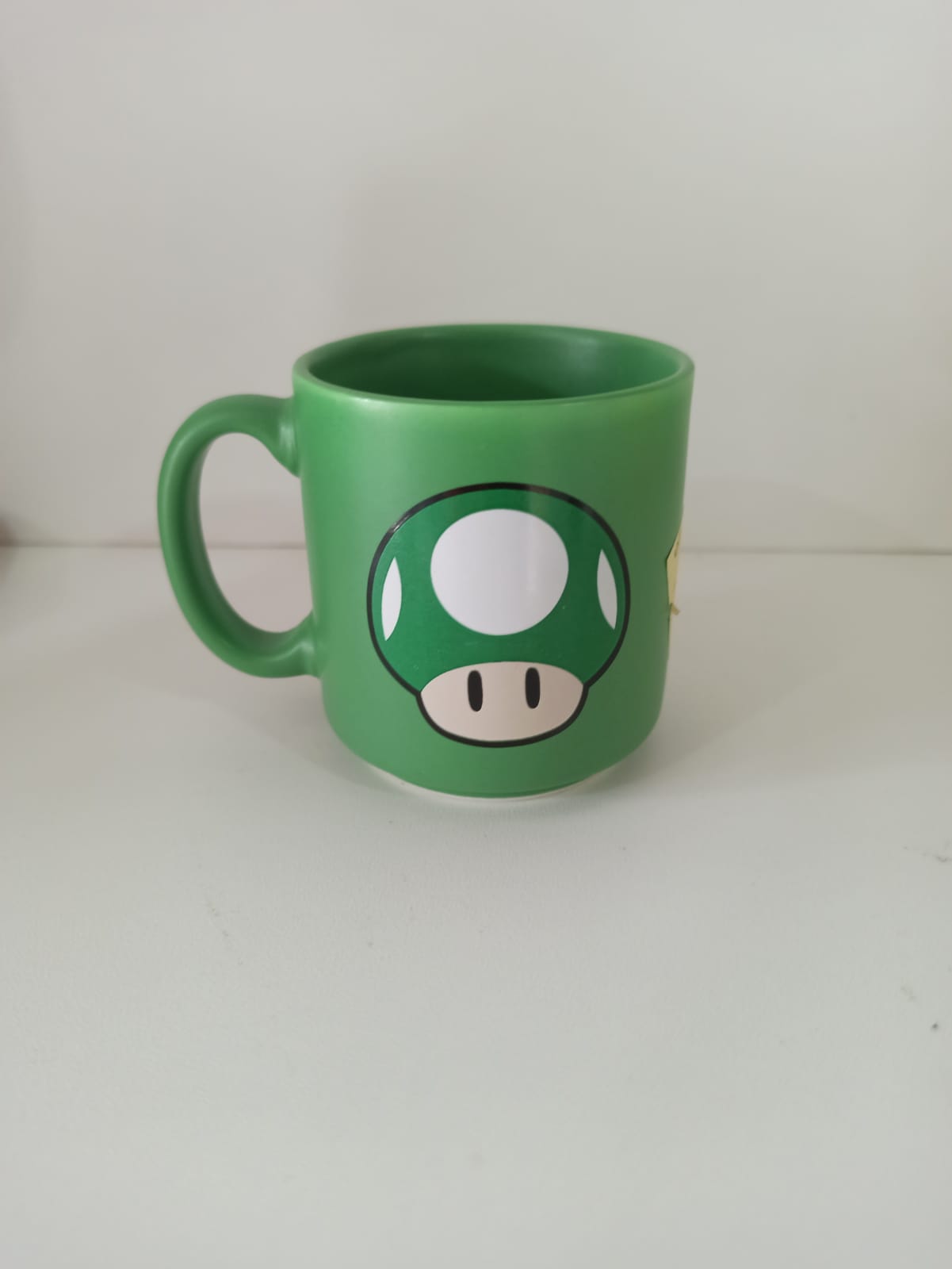 Caneca Mini Tina Cogumelo Verde Super Mario Em Cerâmica 100ml