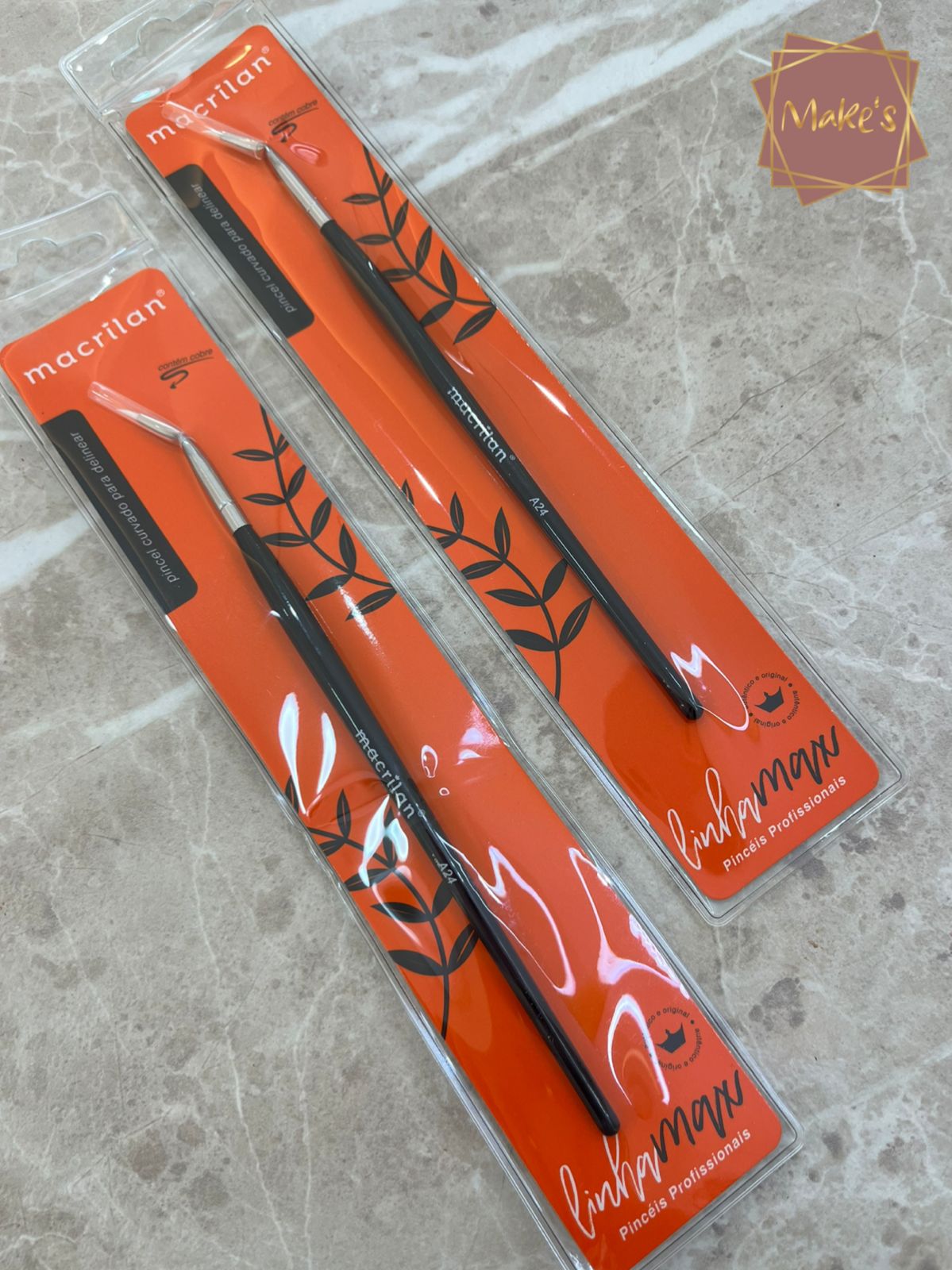 Pincel Curvado para Delinear A24 - Macrilan