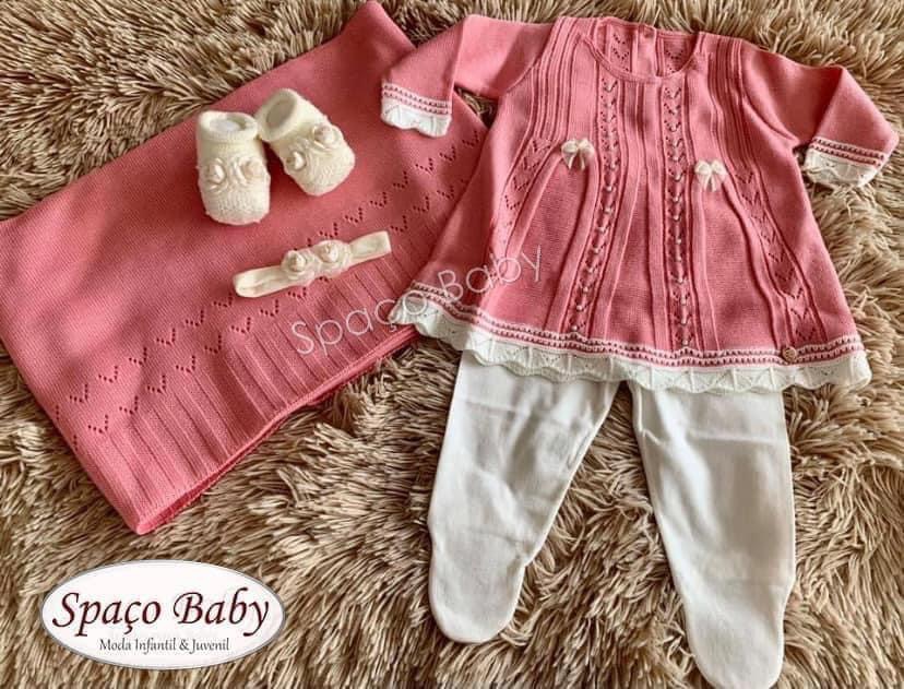 Saída maternidade vestido com pérolas