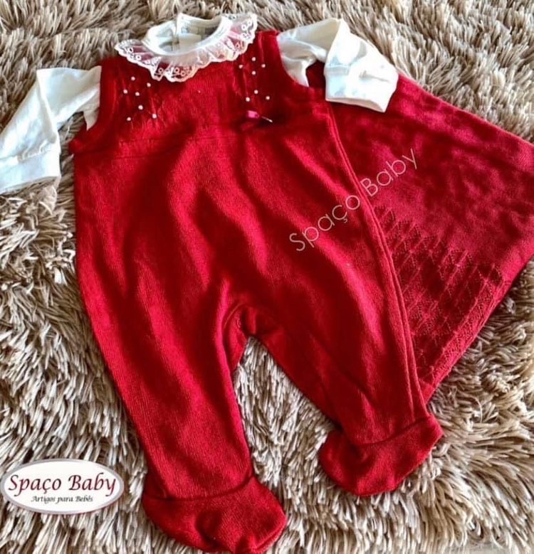 Saída maternidade vermelha com pérolas