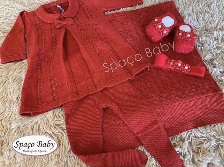 Saída maternidade vermelha com laços