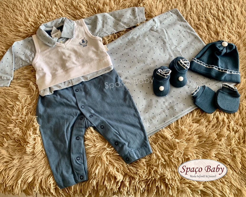 Saída maternidade  azul bebê com triângulos