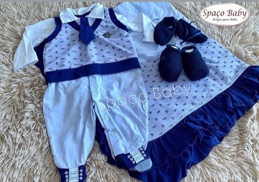 Saída maternidade azul com gravata