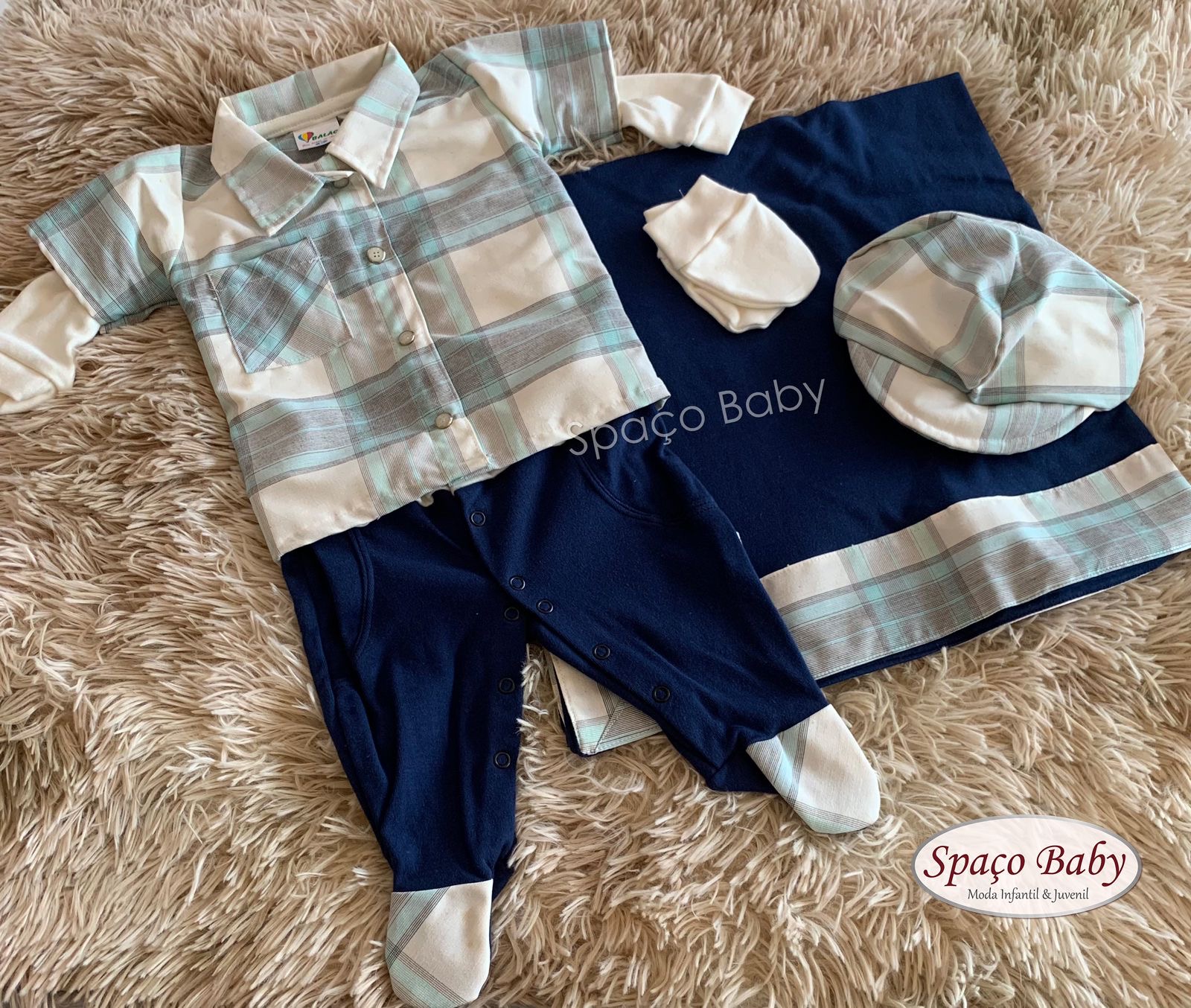 Saída maternidade xadrez