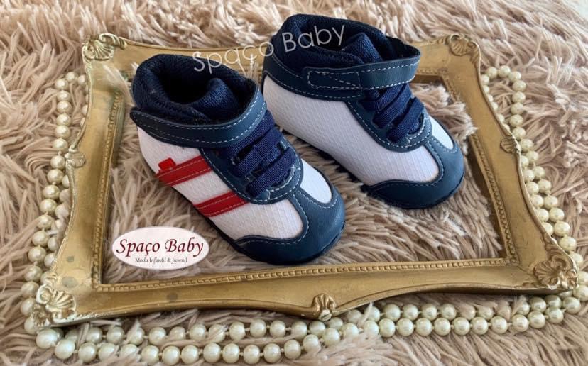 Bota marinho e branca