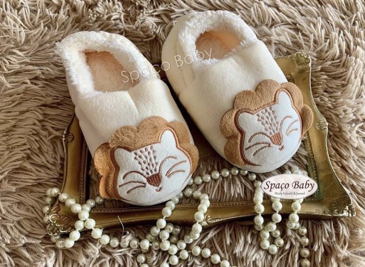 Pantufa leão
