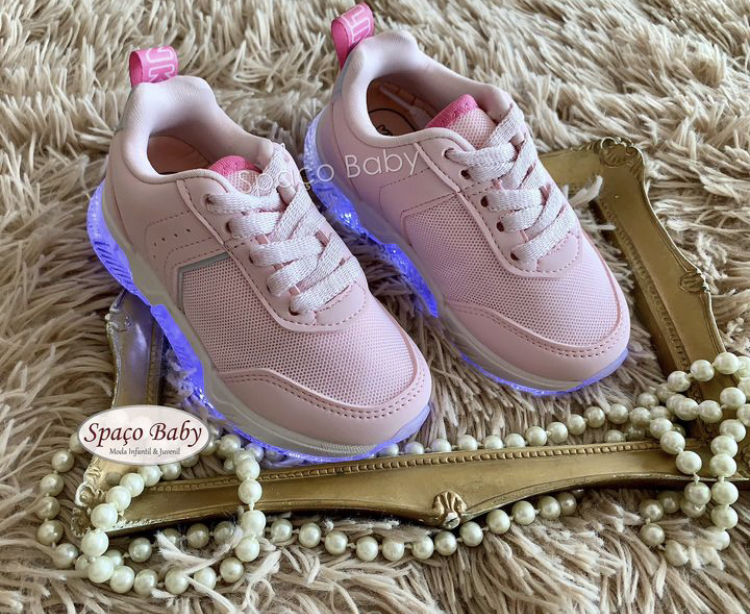 Tênis led rosa