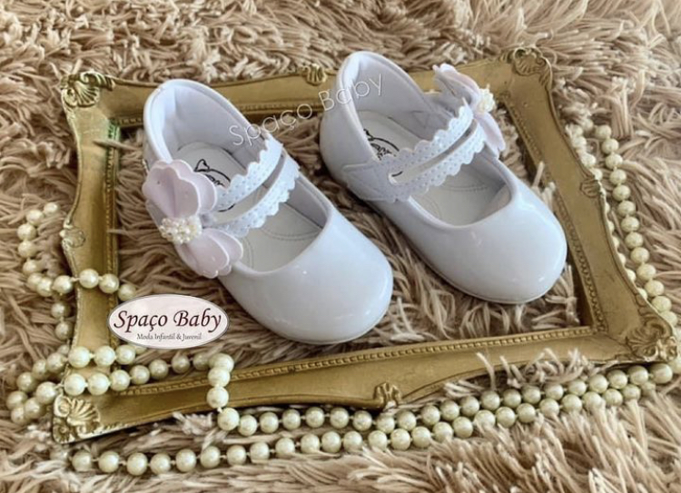 Sapato boneca branco