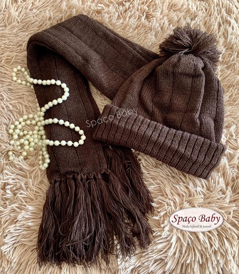 Kit touca e cachecol marrom