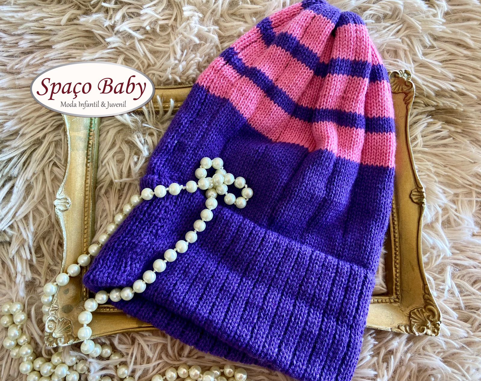 Touca lilás com rosa