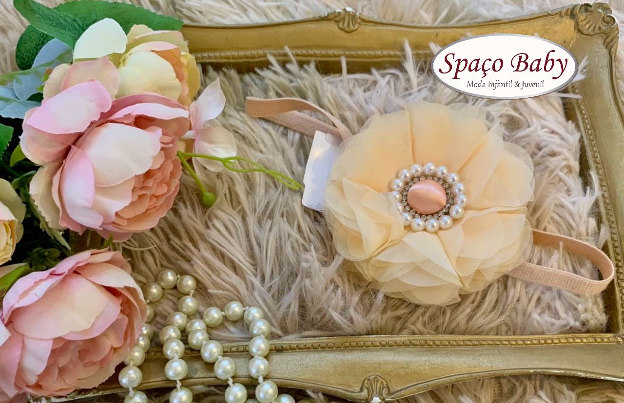 Faixa flor com pérolas