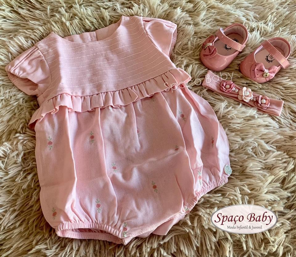 Pimpão em linho com flores bordadas