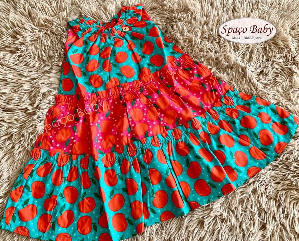 Vestido estampas maçãs