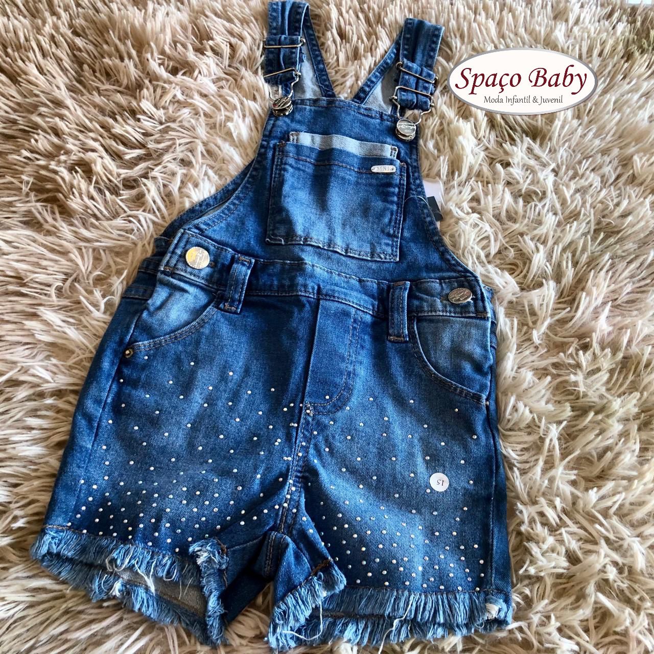 Jardineira com strass