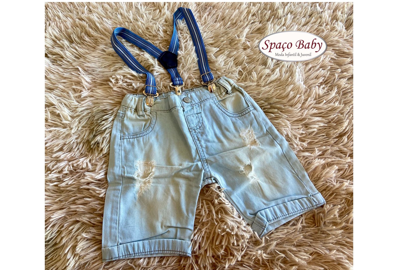 Bermuda com suspensório