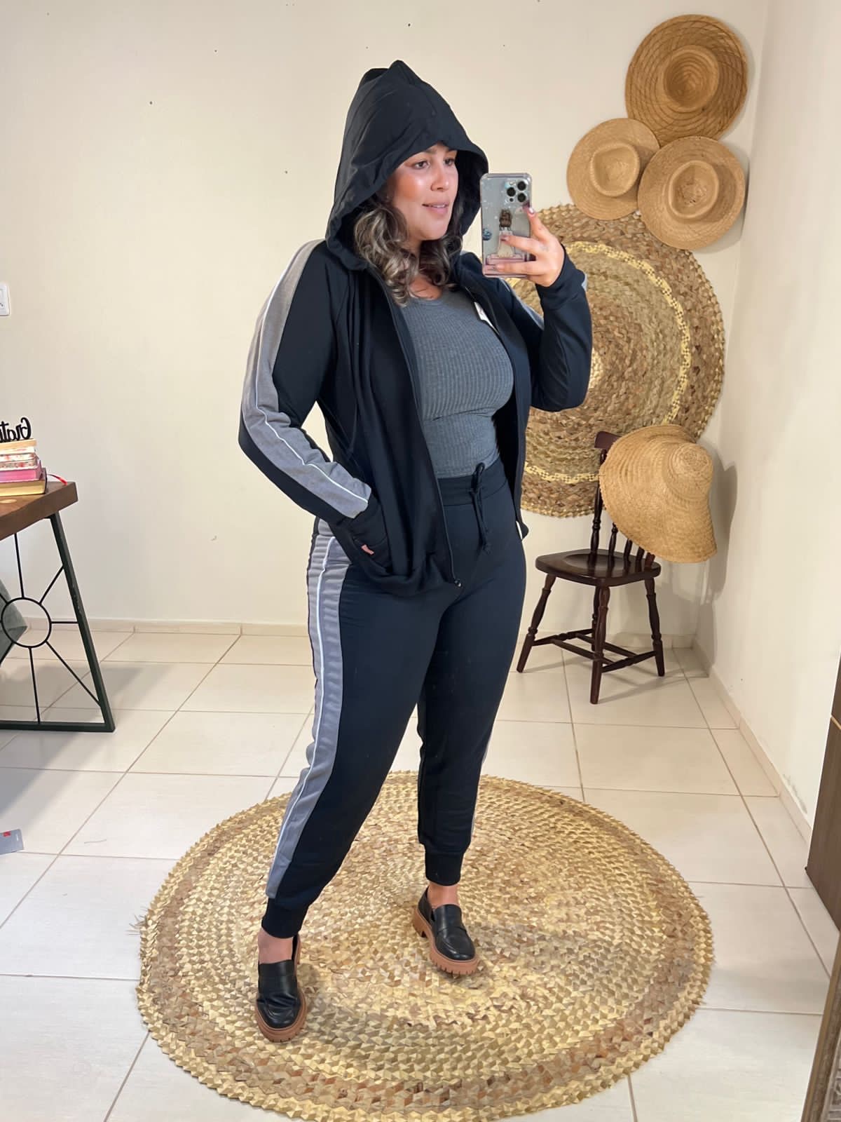 Calça Jogger em Moletom com Detalhe Lateral Cinza Kohmar 3340