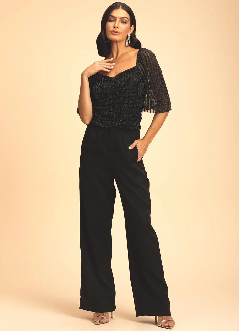 Calça de Tecido Plano Preto Doce trama 103414