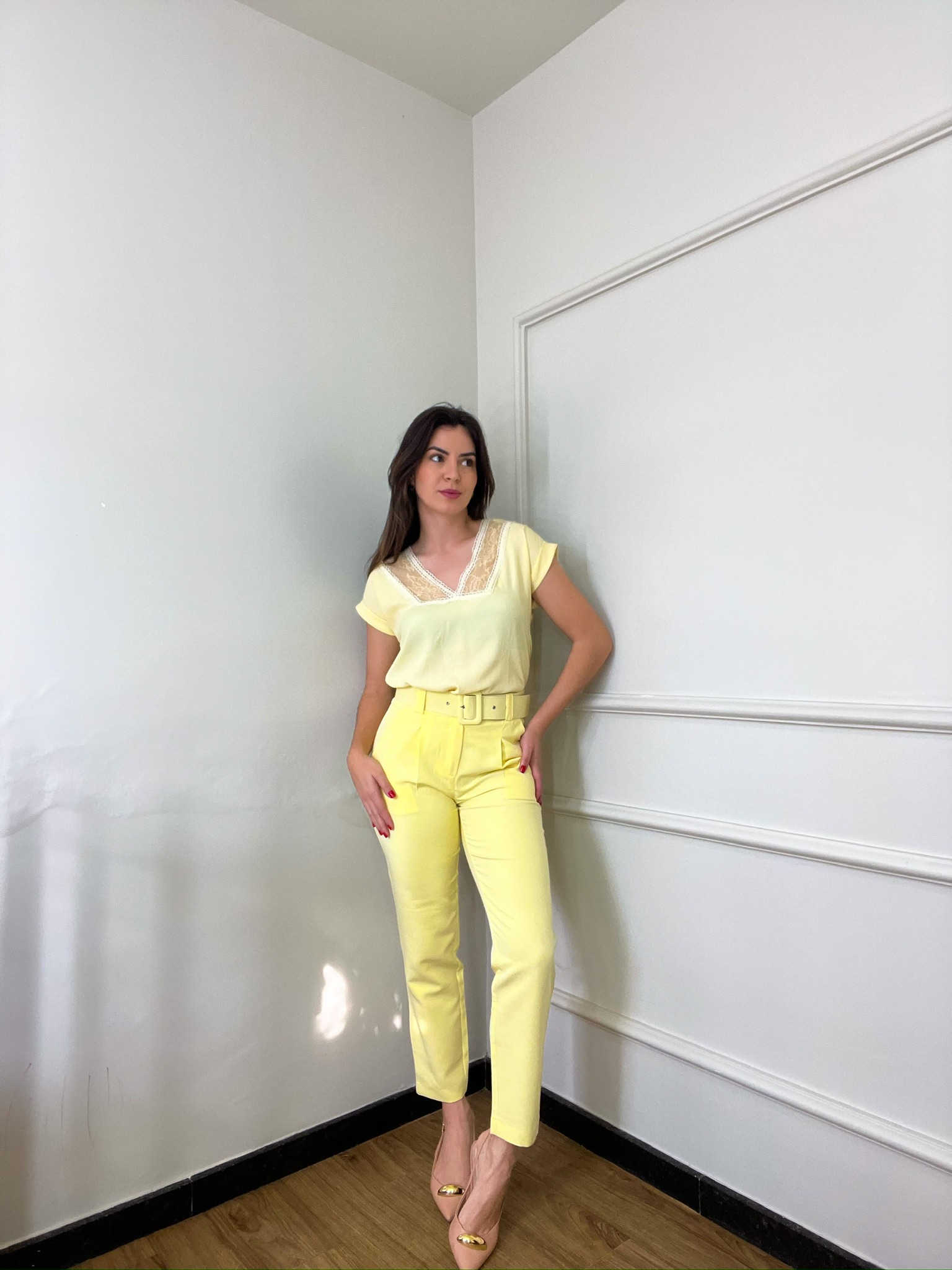 Blusa Amarelo Manteiga com Detalhe em Renda - OXO PACORef 24752