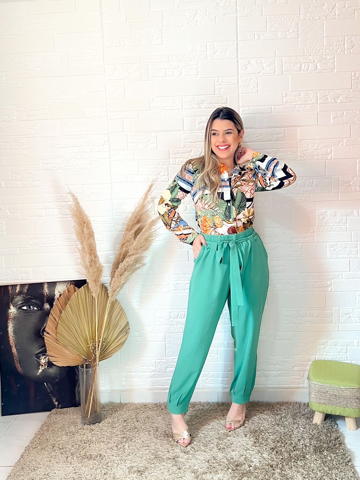 Calça Jogger M Bella em Crepe - Referência 7240 - Marca M Bella