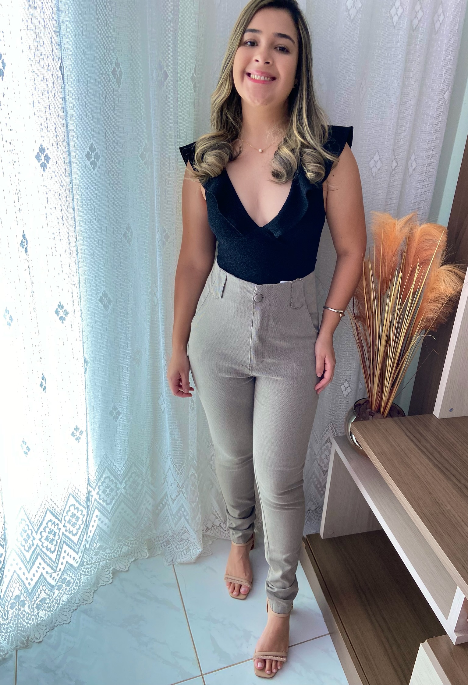 Calça Feminina Coimbra em Alfaiataria Jeans