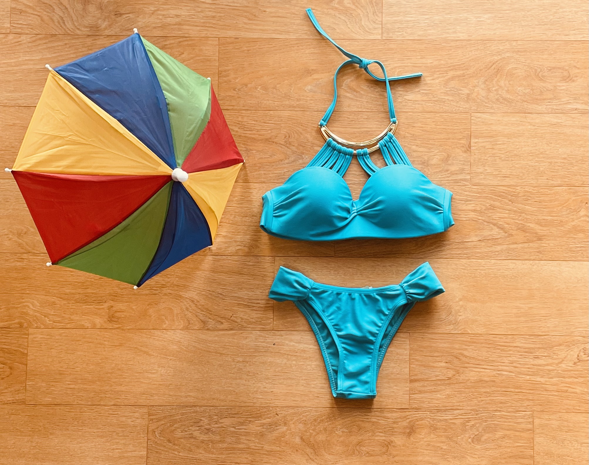 Biquíni Halter com Detalhe Dourado (Ref. 21-146 – Aqualara)