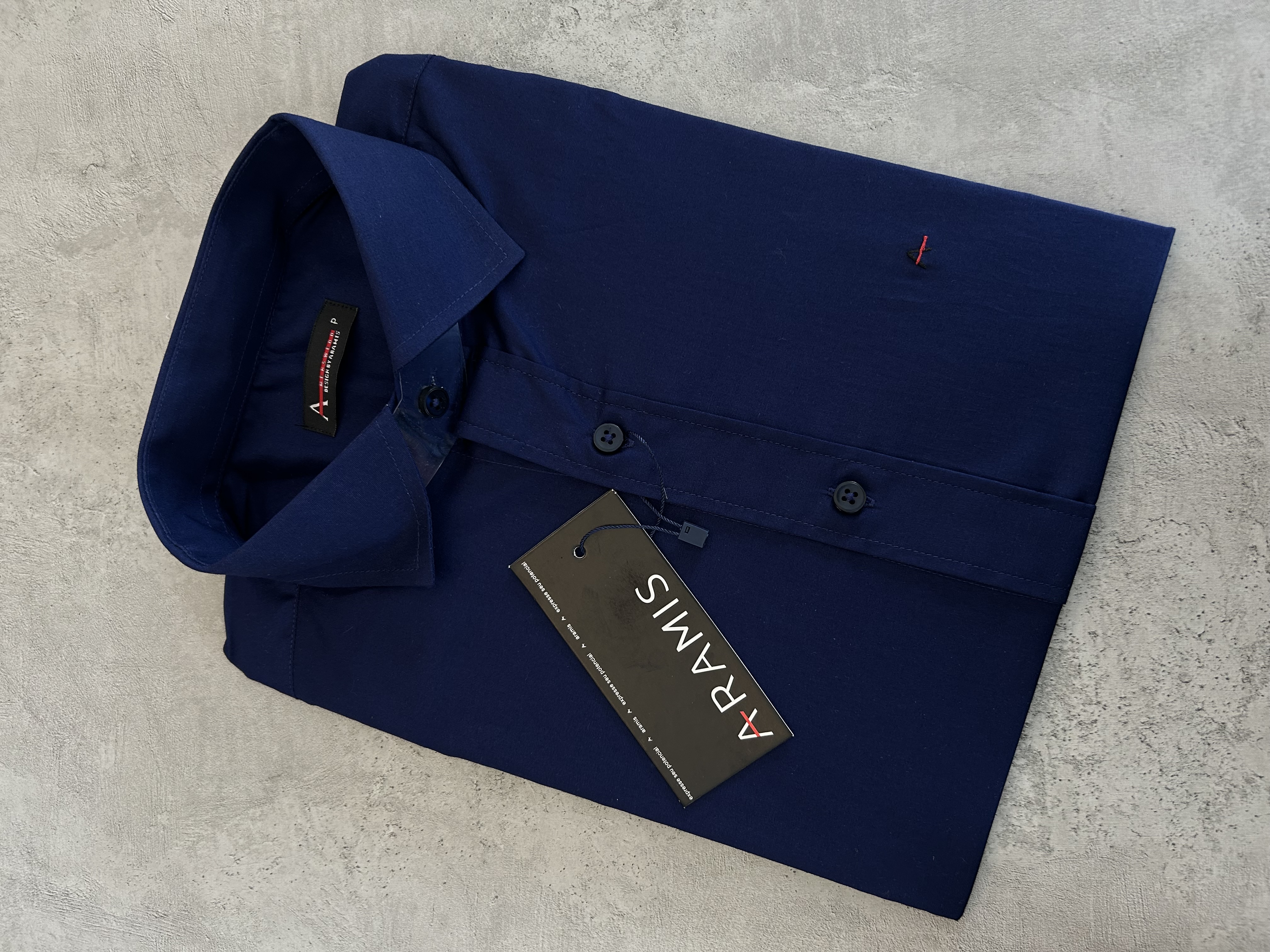 CAMISA SOCIAL MANGA CURTA ARAMIS