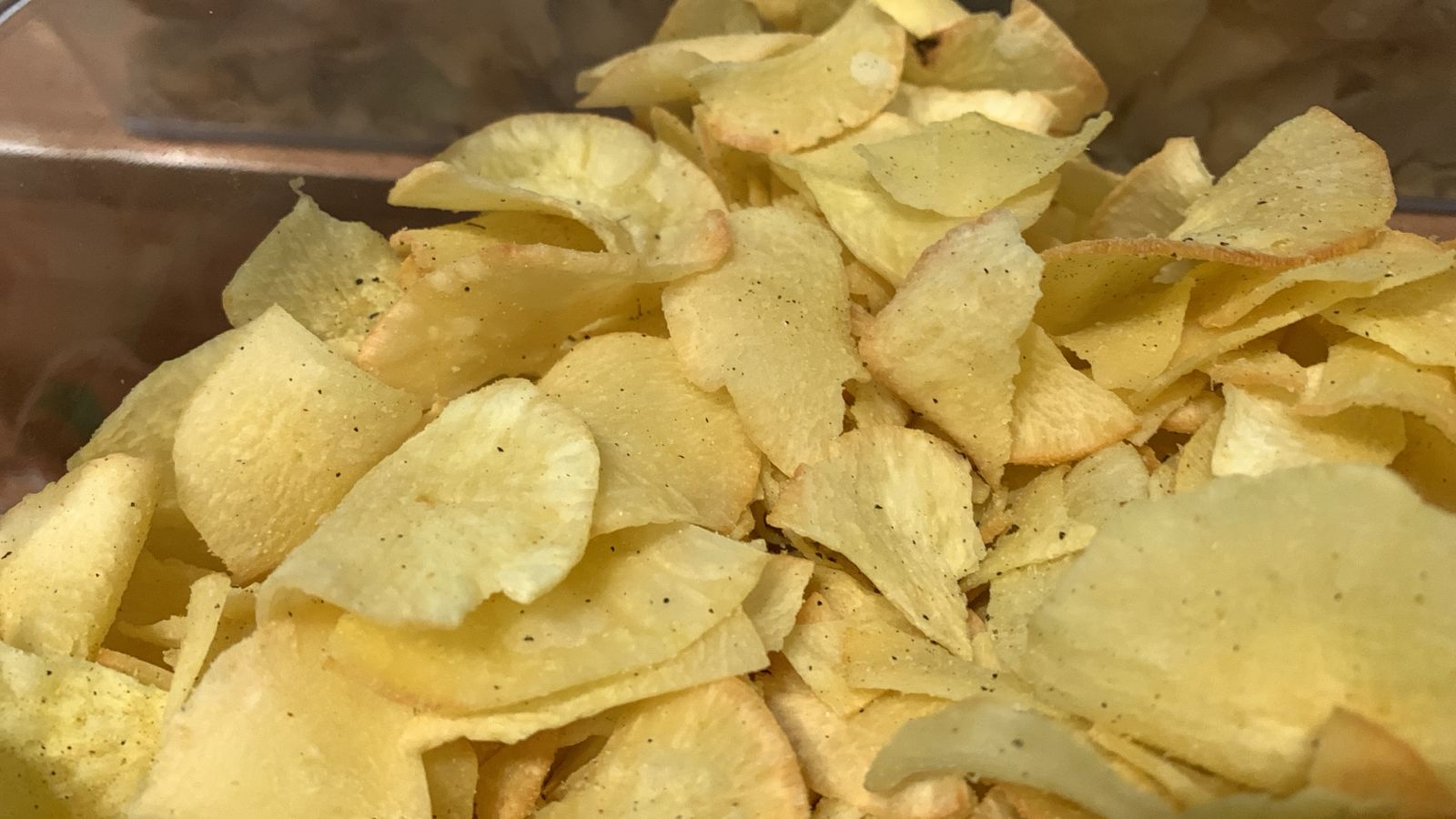 CHIPS DE MANDIOCA COM LEMON PEPPER