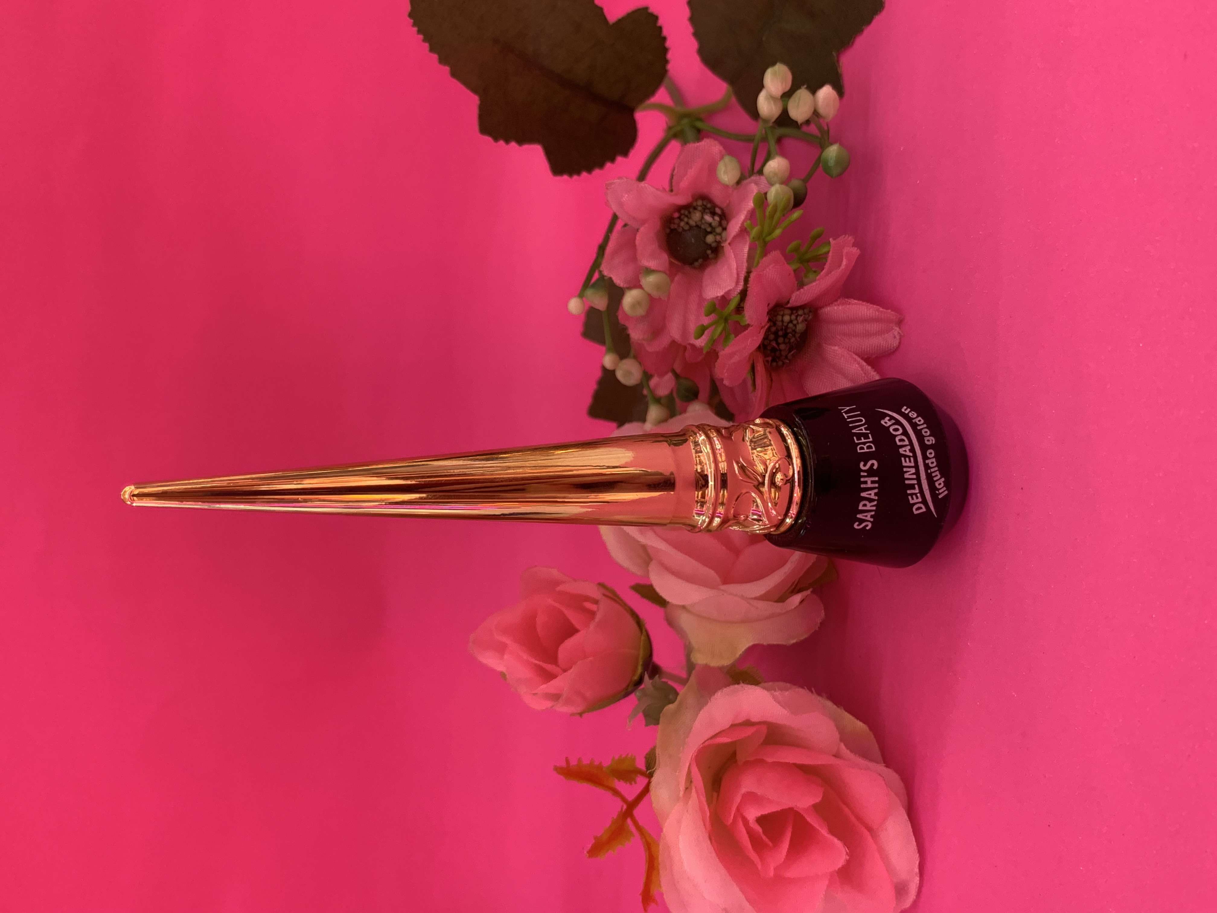 Delineador saras’h Beauty