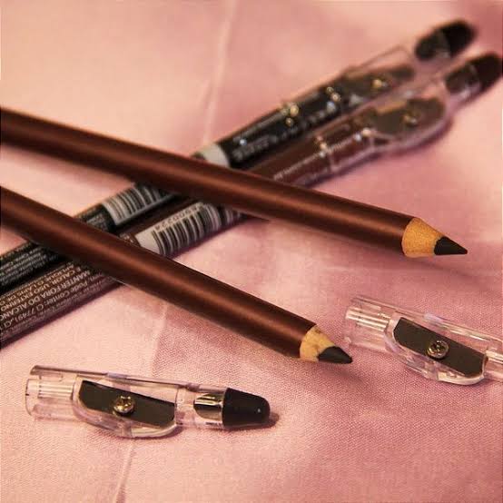 Lápis Marrom de Olho