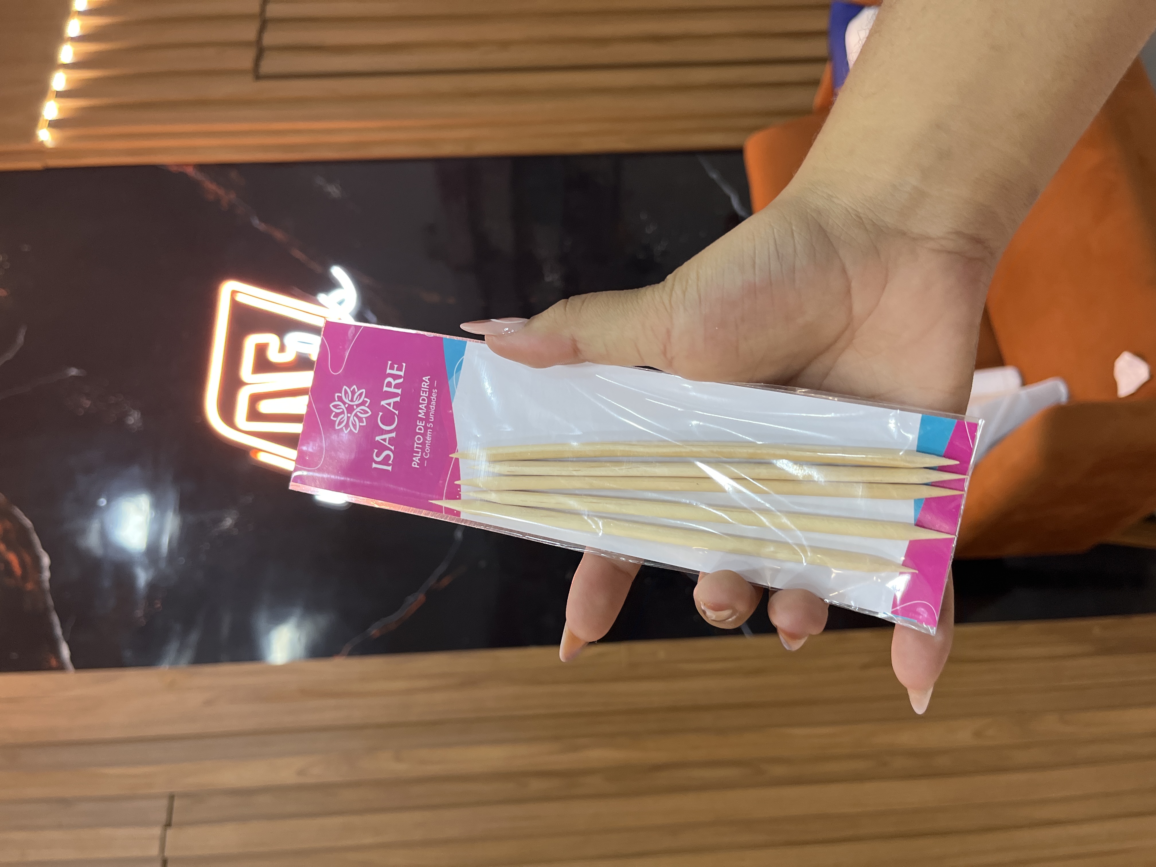 Palito para unhas madeira Isacare