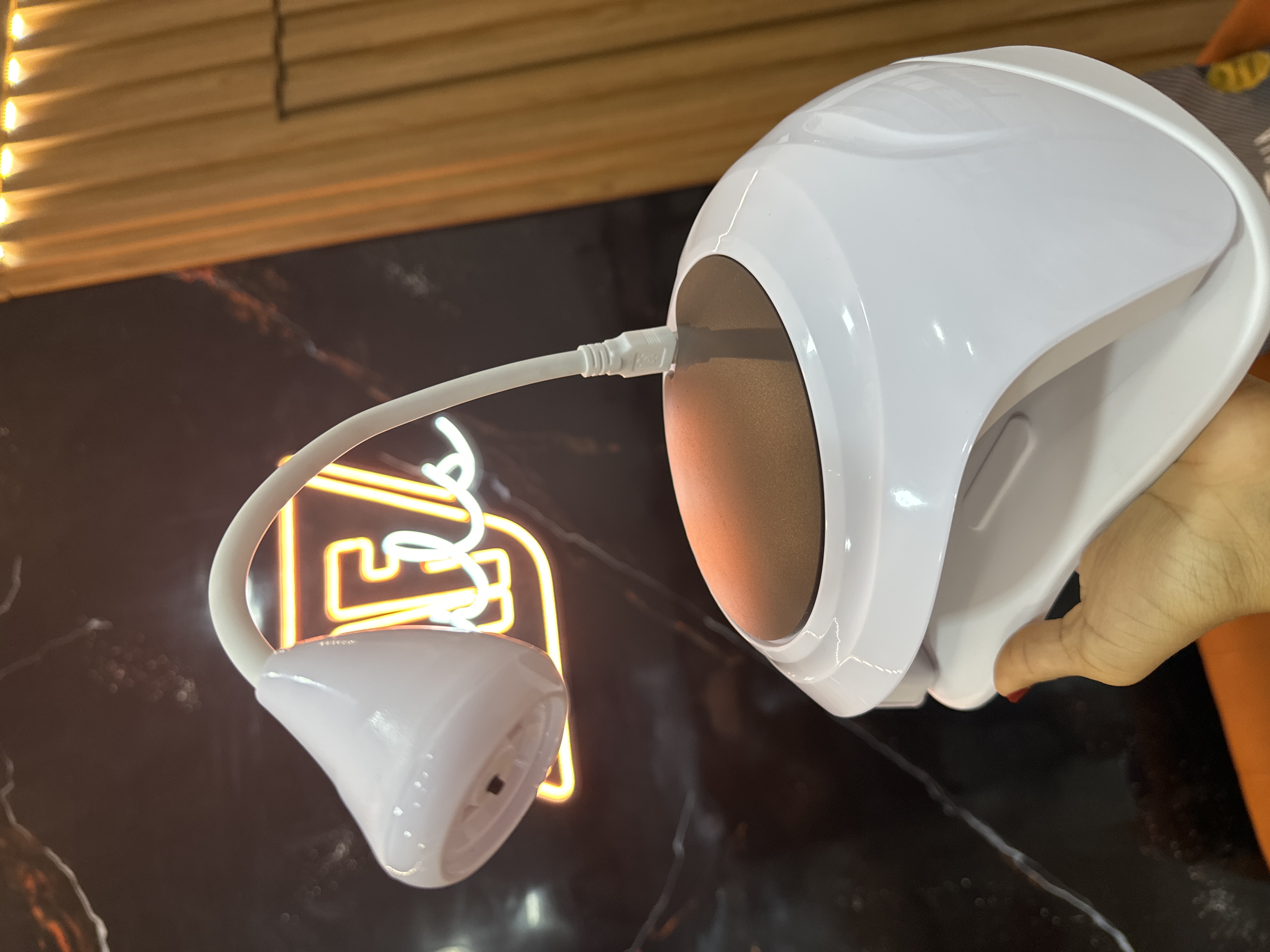 Cabine com luminária UV