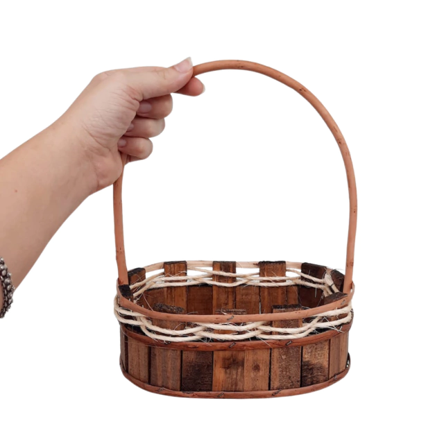 CESTA PRESENTEAVEL EM MADEIRA UND (64)