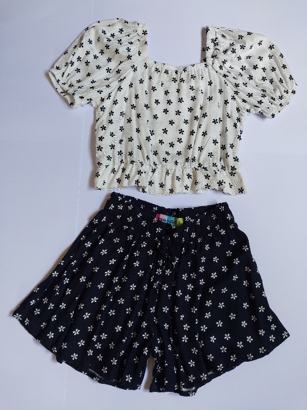 Conjunto infantil preto e branco