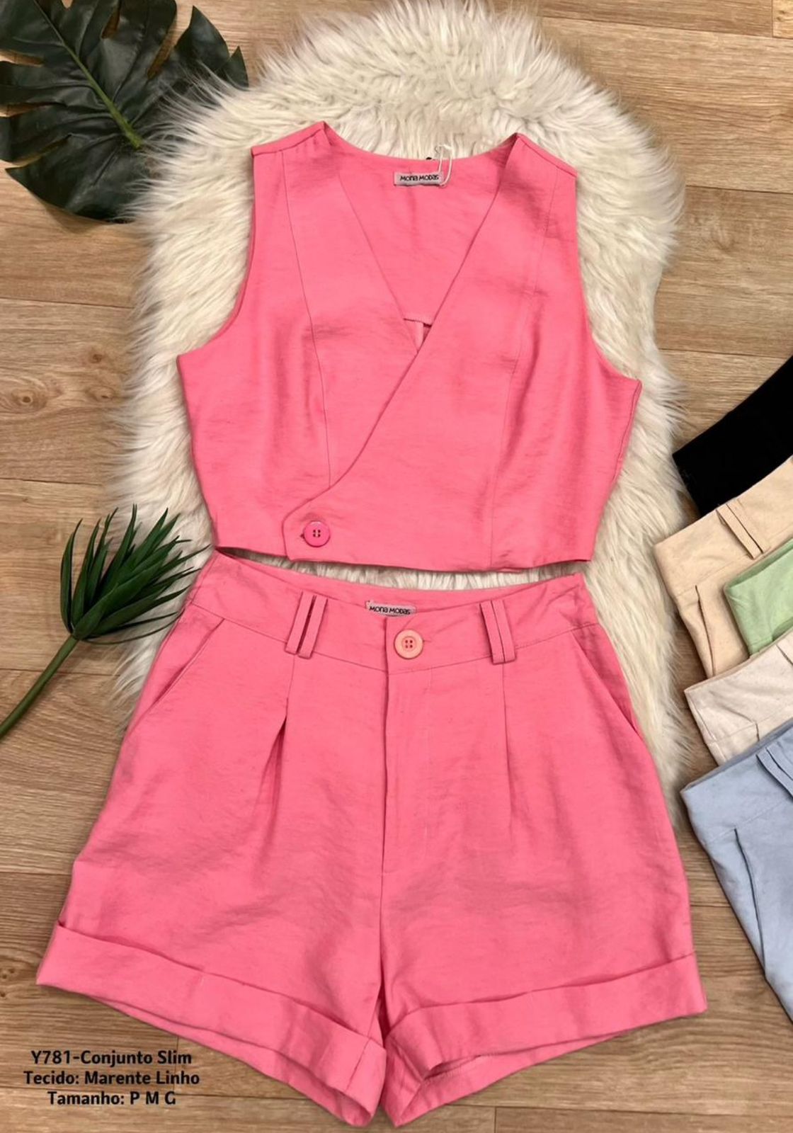 Short +Cropped com botão