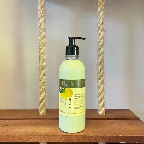 LOCAO HIDRATANTE FRUTAL DE LIMAO- 380ML COD3033