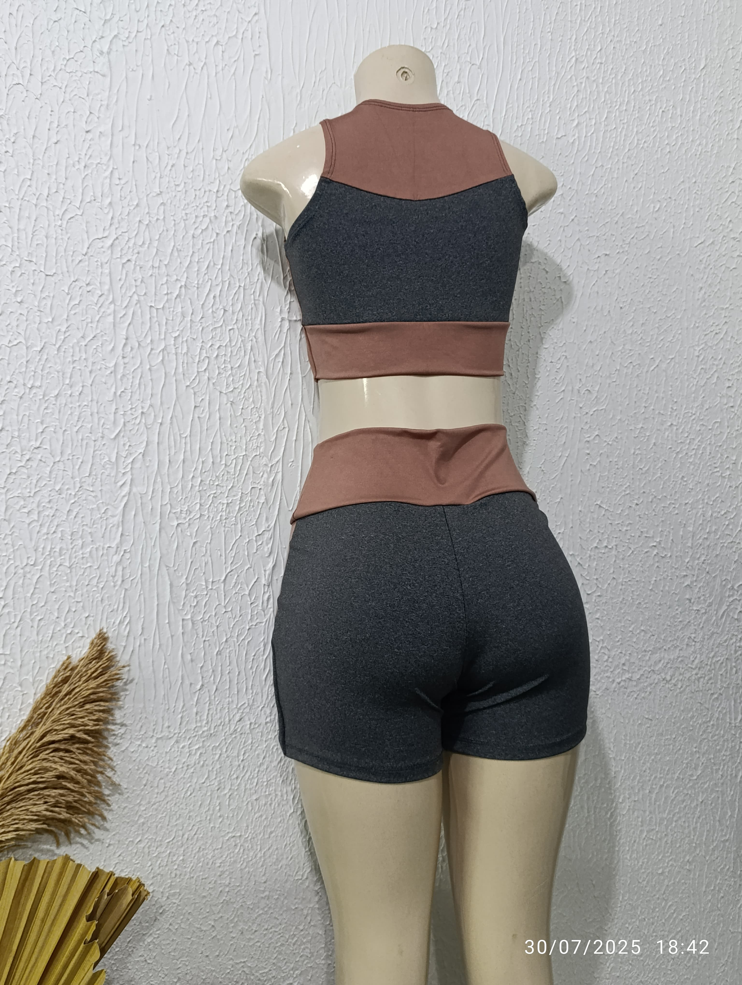 Conjunto de Short M Short saia cinza/Marrom PROMOÇÃO