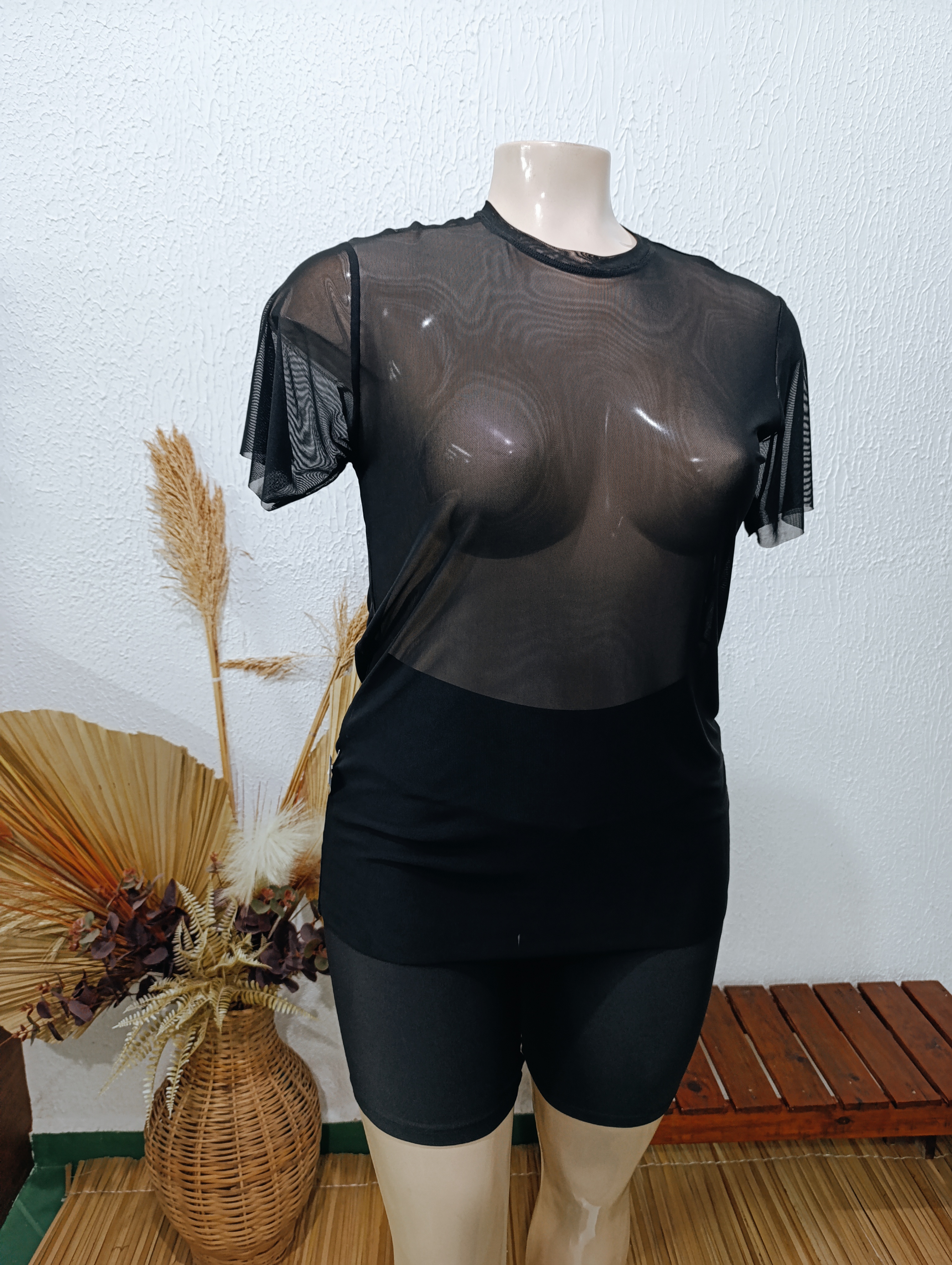 Blusa M/G tule PRETO