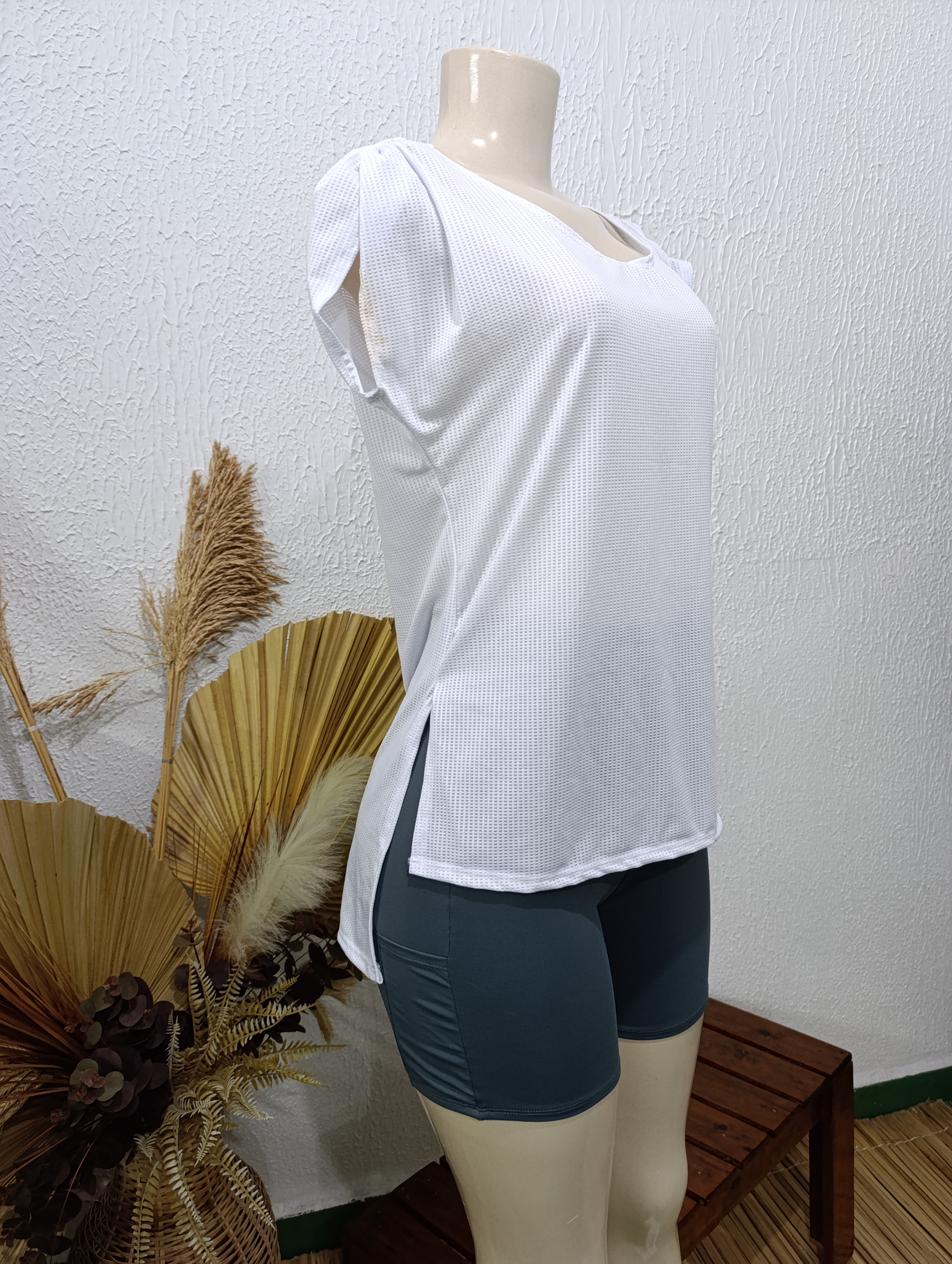 Blusa M tapa bumbum BRANCA PROMOÇÃO