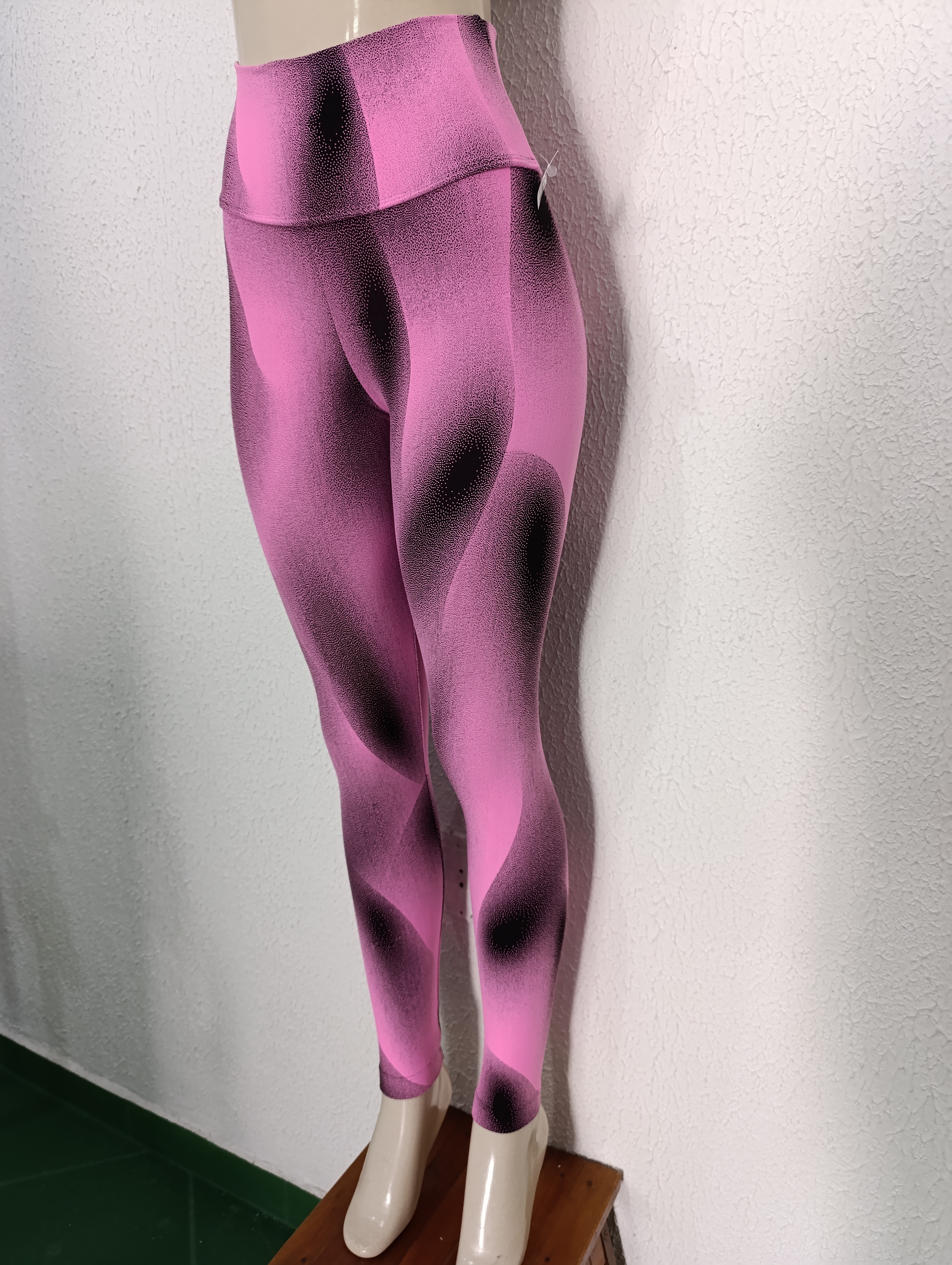 Calça M Jacquard rosa mesclado preto