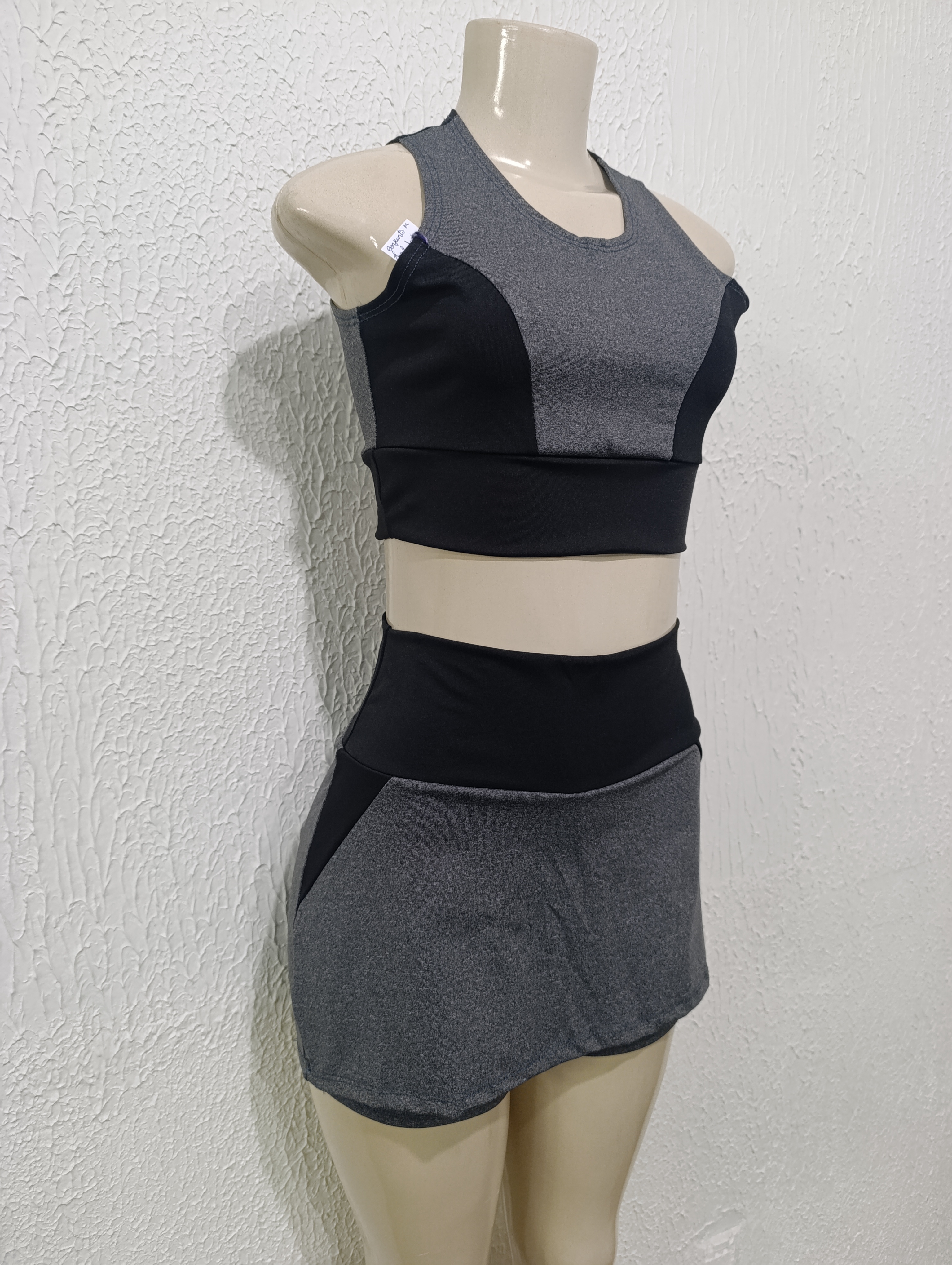 Conjunto de Short M short saia Preto/cinza PROMOÇÃO