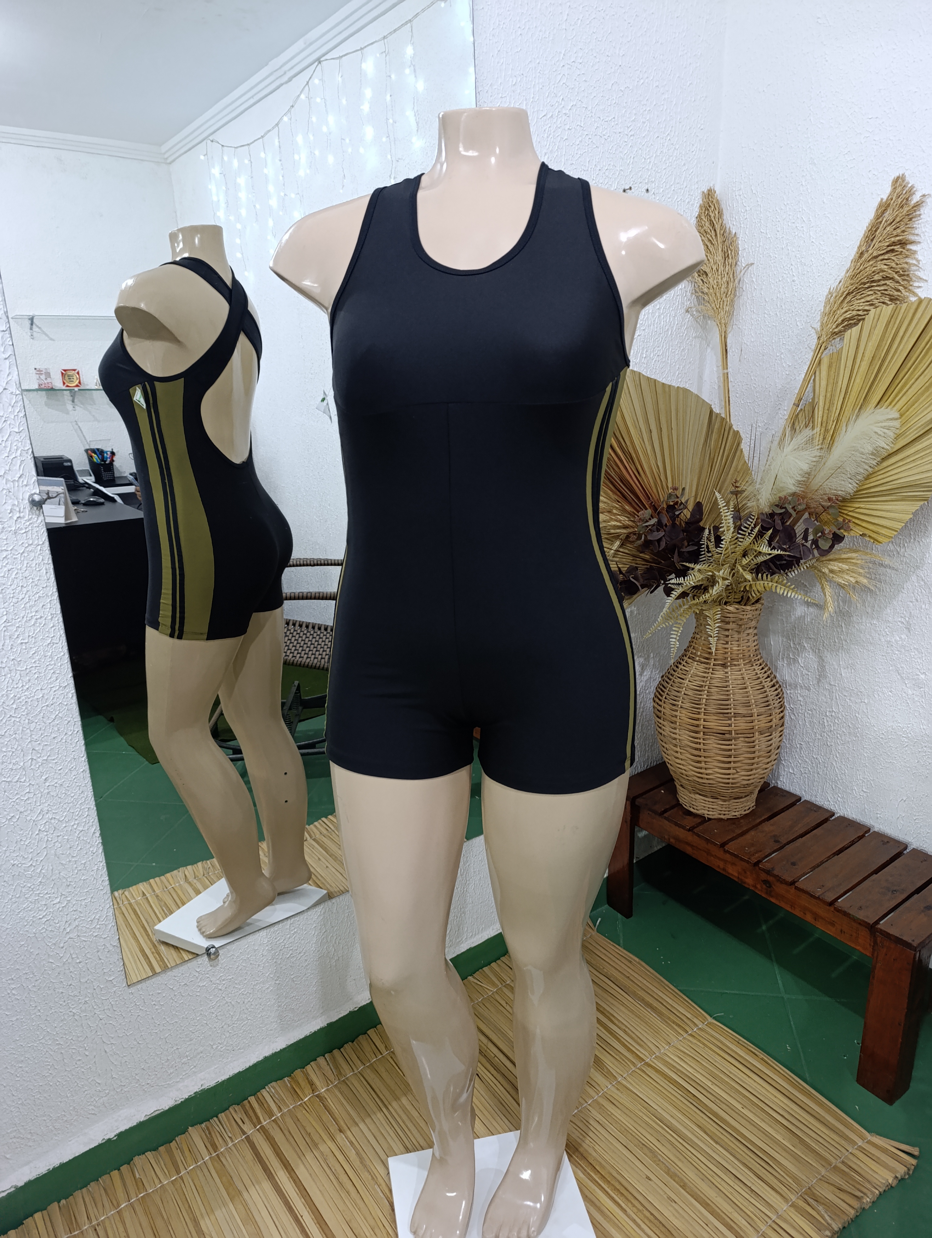 Macaquito GG Preto com verde militar