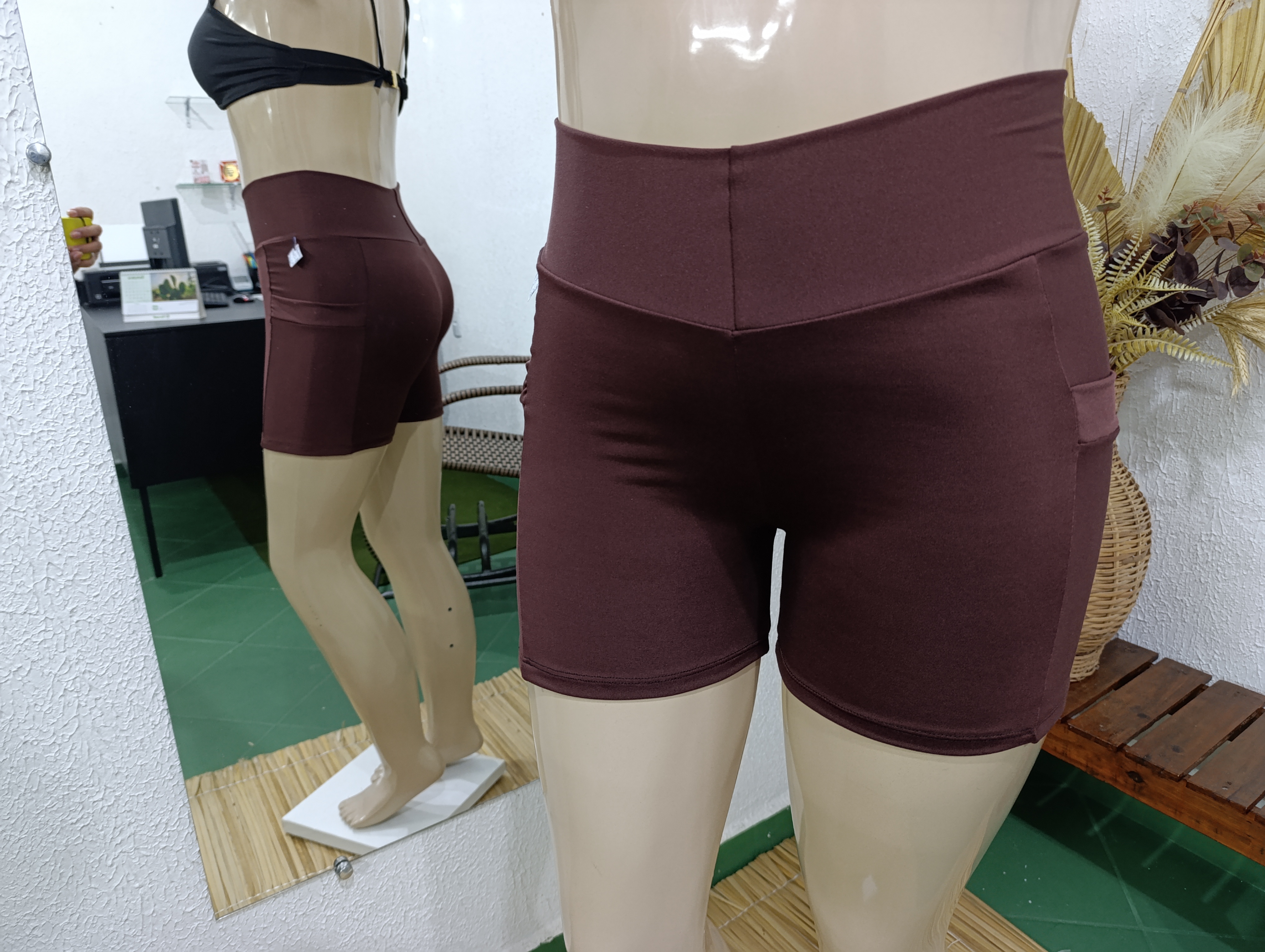 Short G2 Marrom🤎 com bolsos