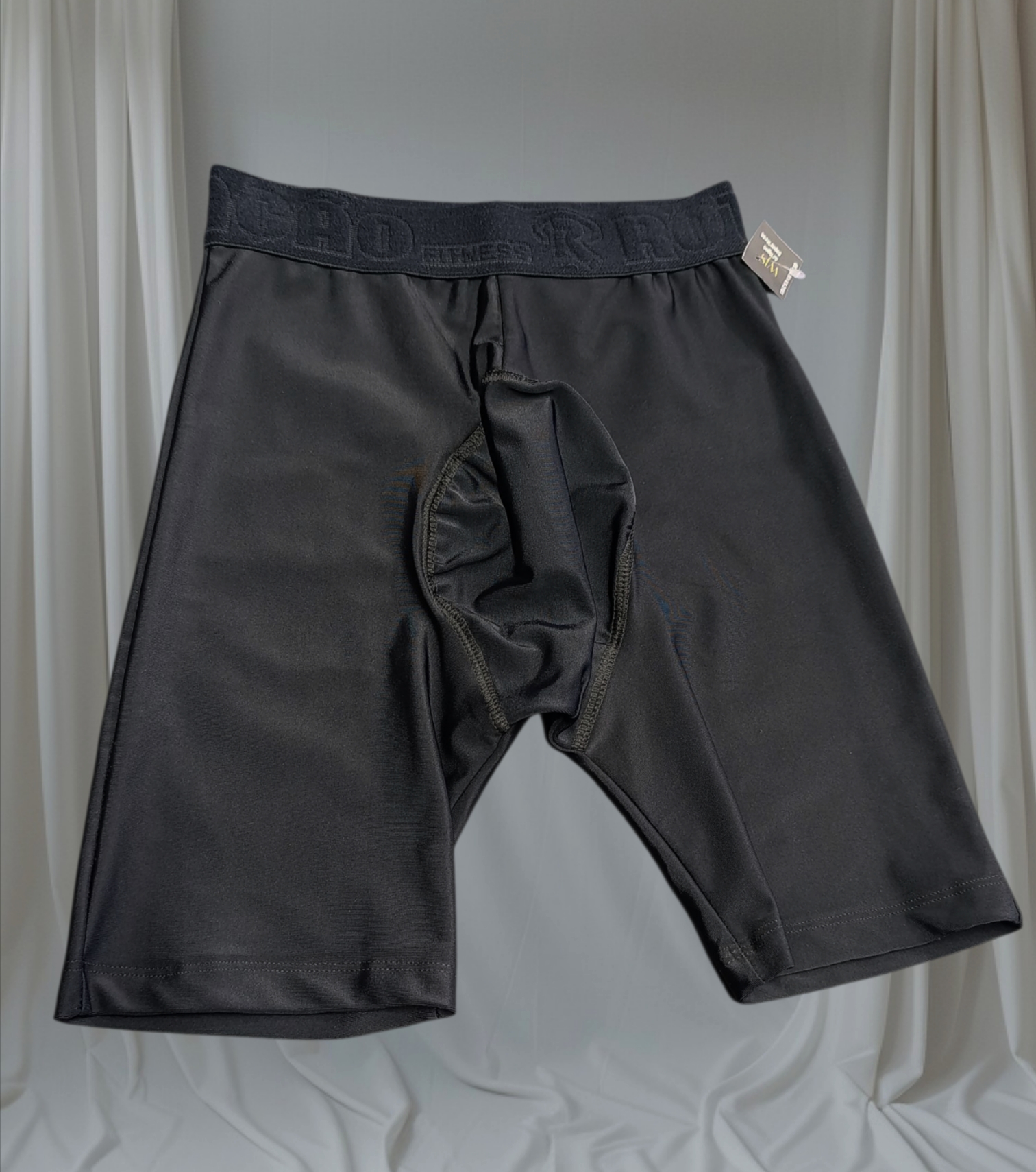 Short P Térmico na cor PRETA