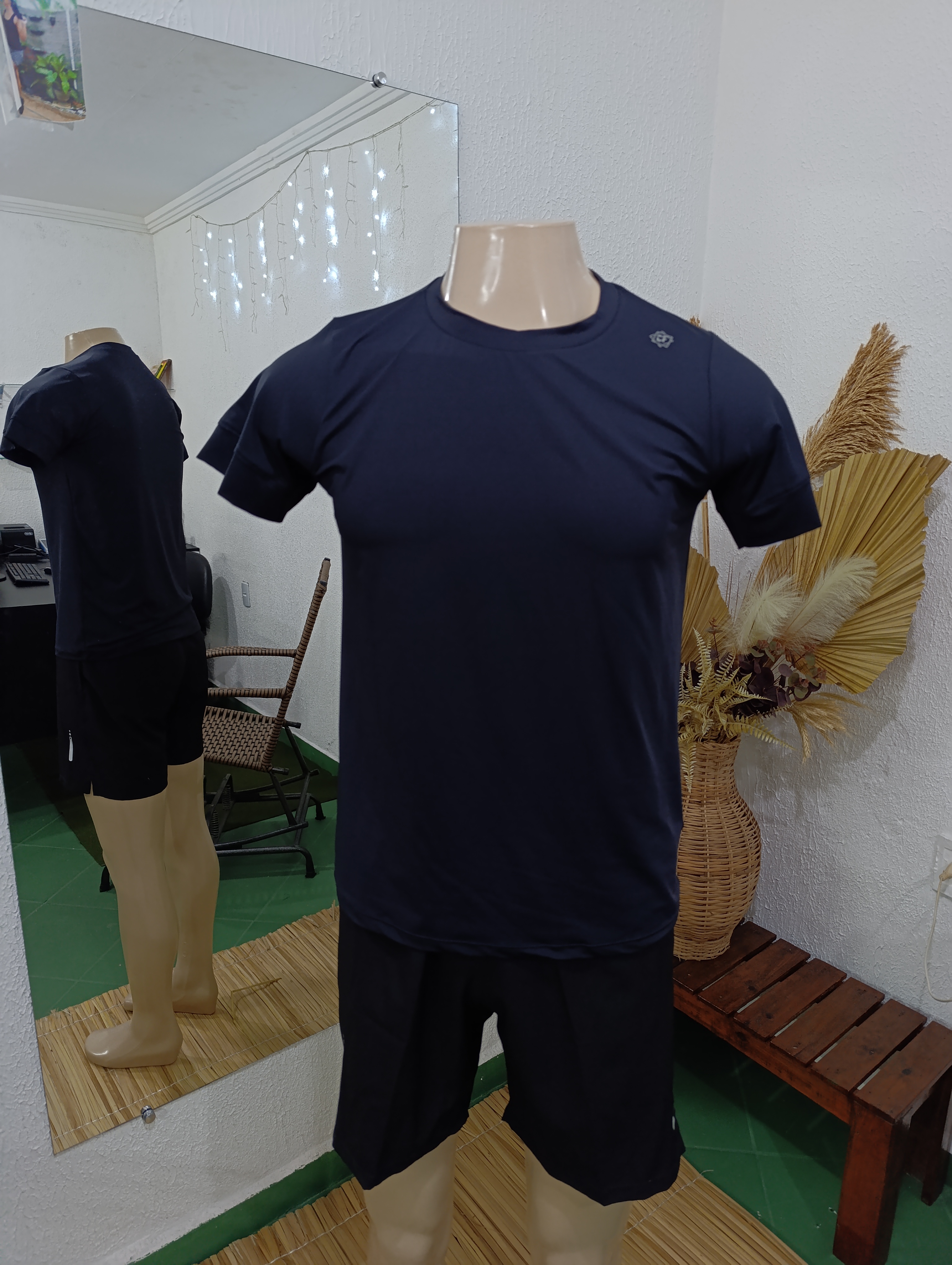 Camisa P Poliamida LISA na cor PRETA