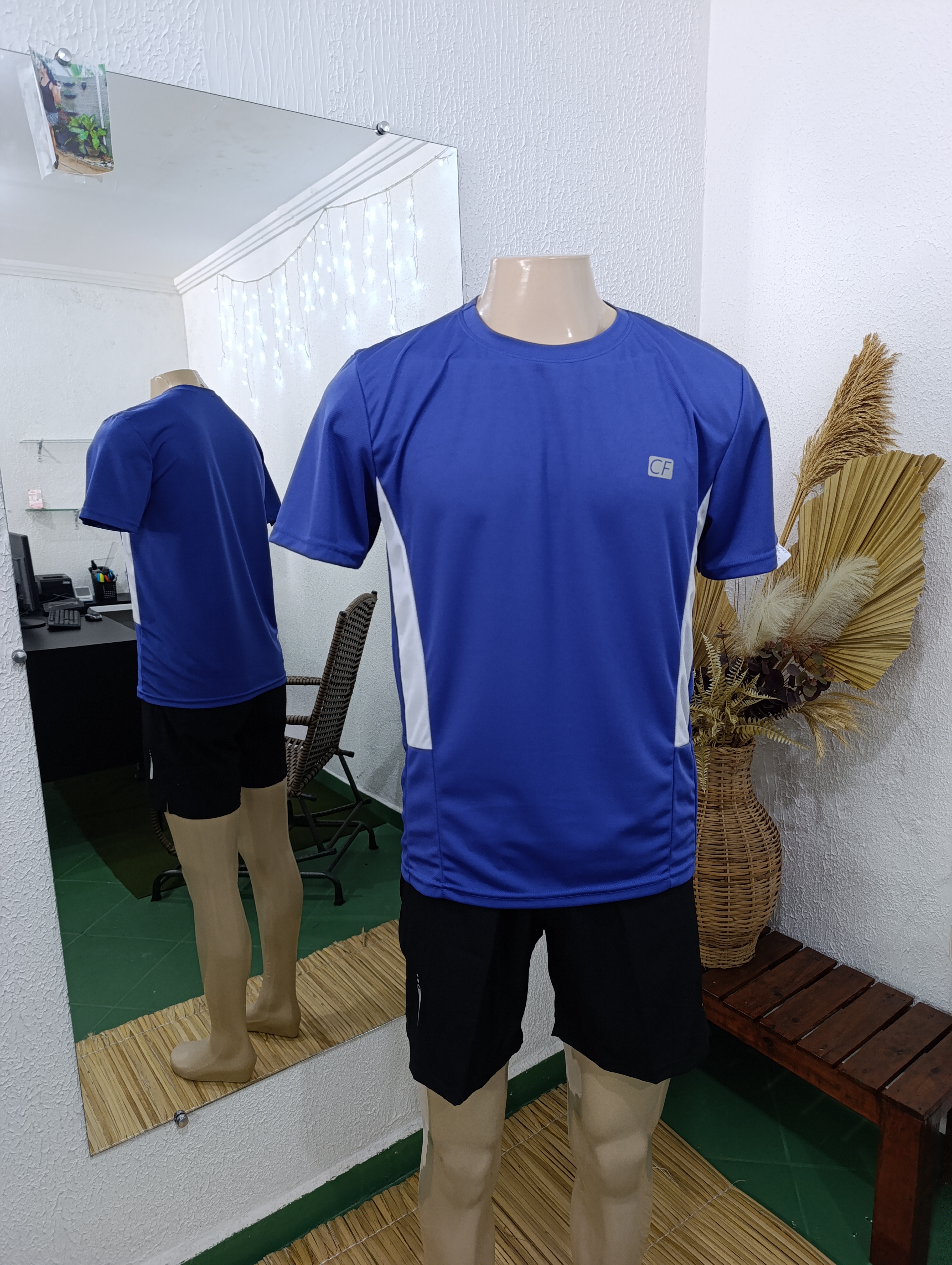 Camisa M Dryfit Azul Royal com Branco