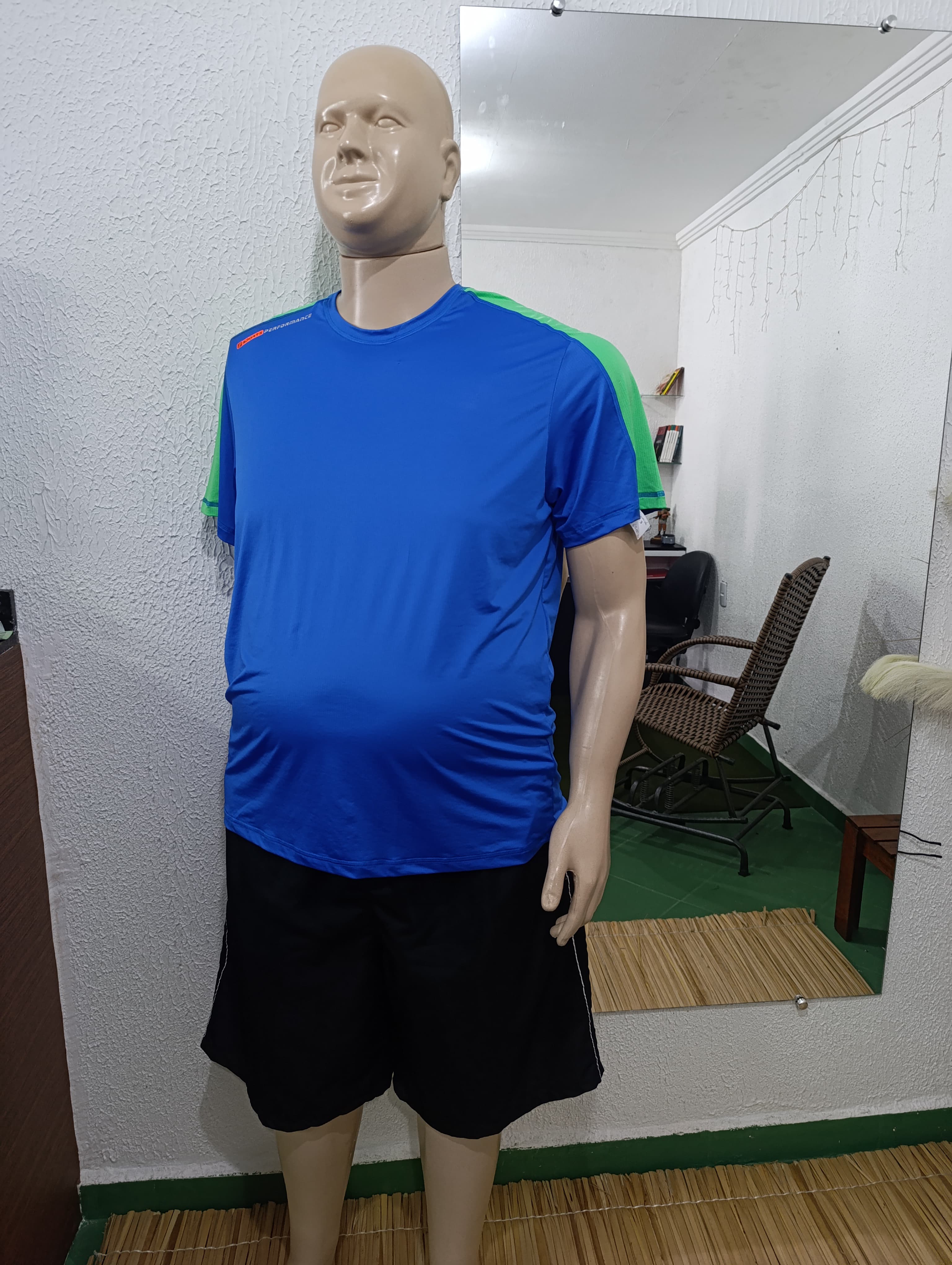 Camisa G3 Poliamida Azul Royal com ombros verde