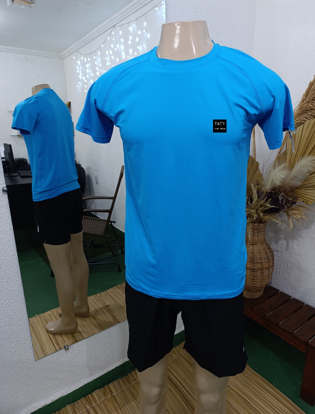 Camisa GG POLIAMIDA lisa AZUL CLARO