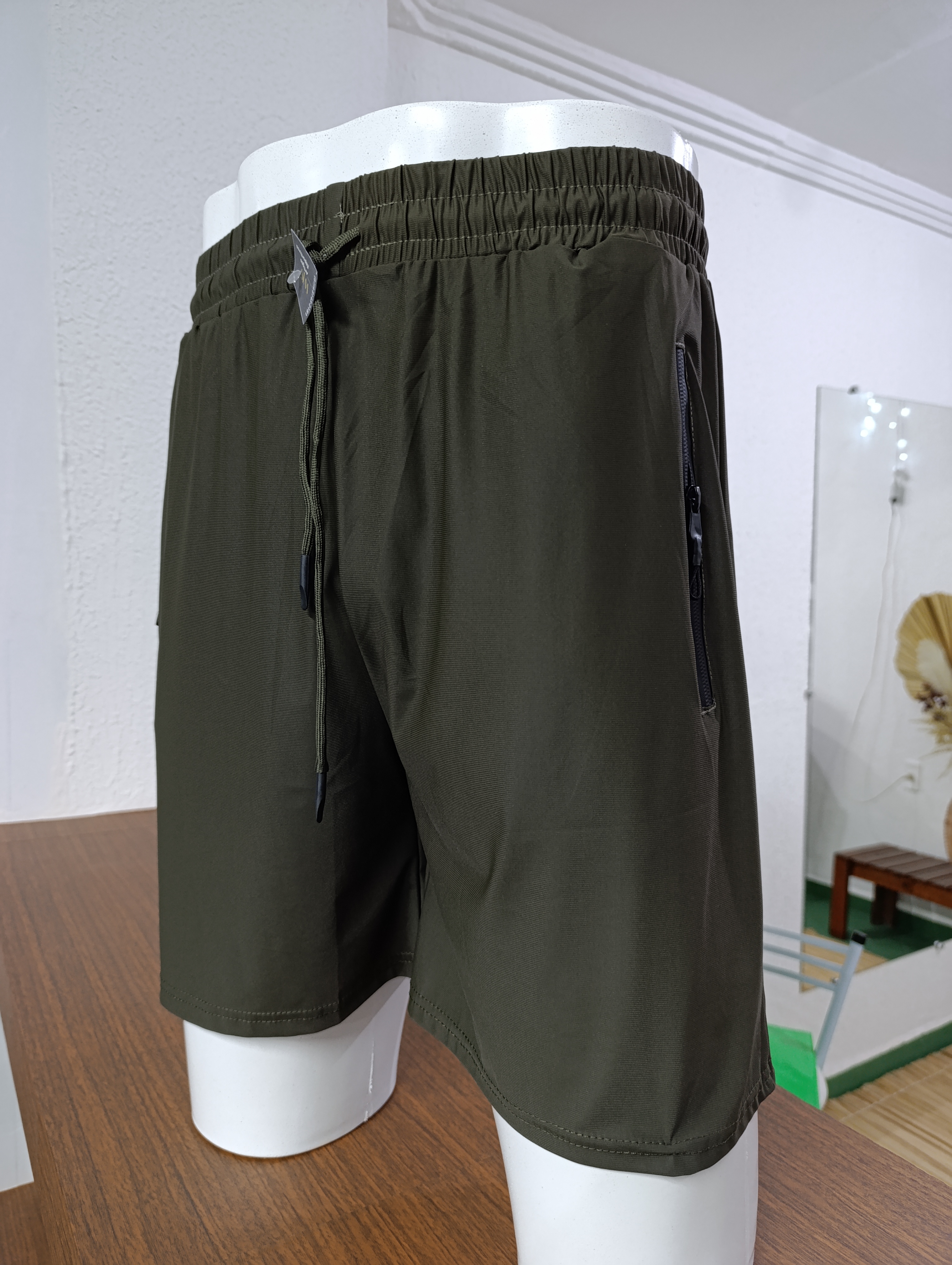 Short M Super elastano cor Verde Militar