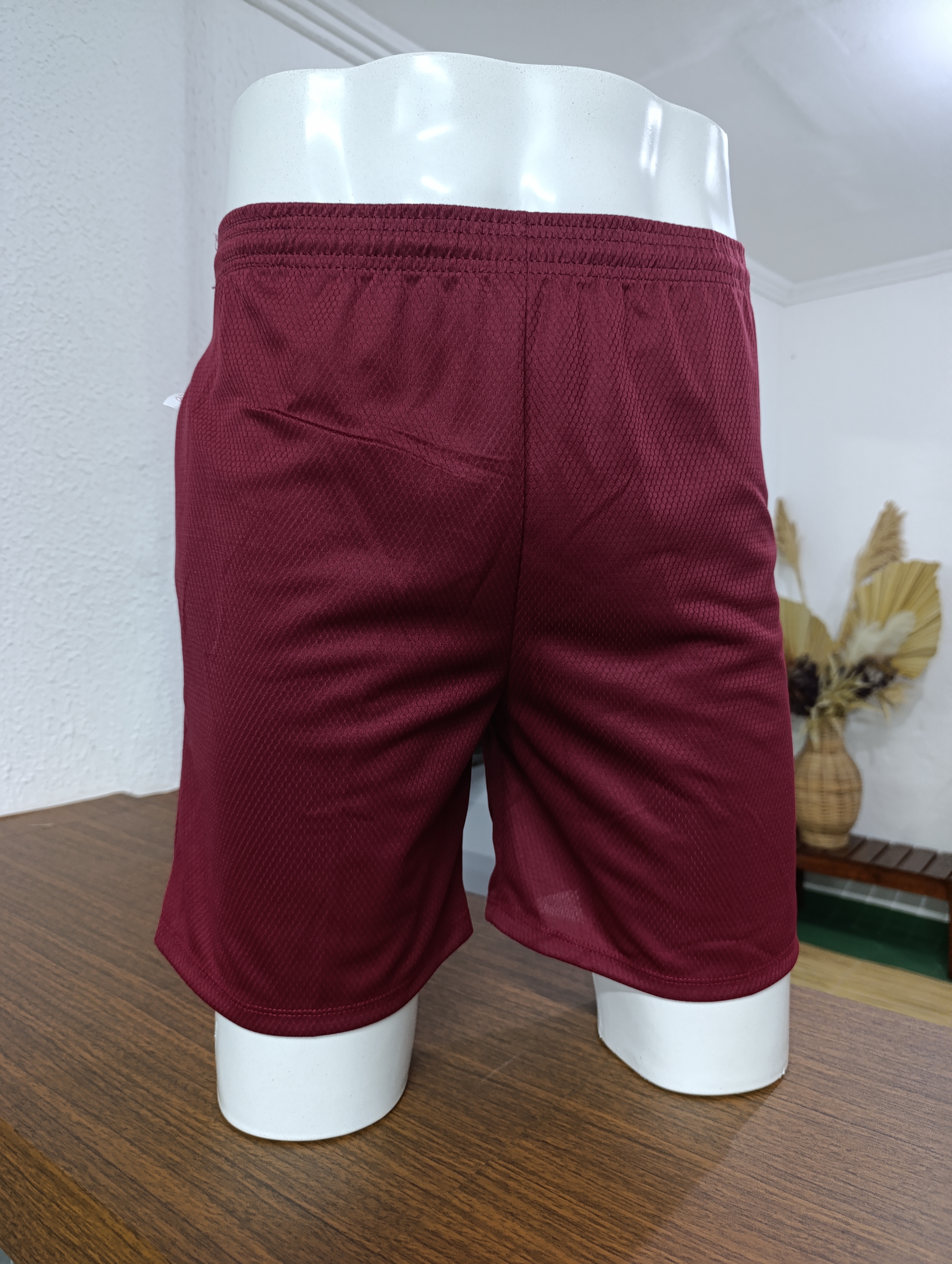 Short M DRYFIT simples cor vinho